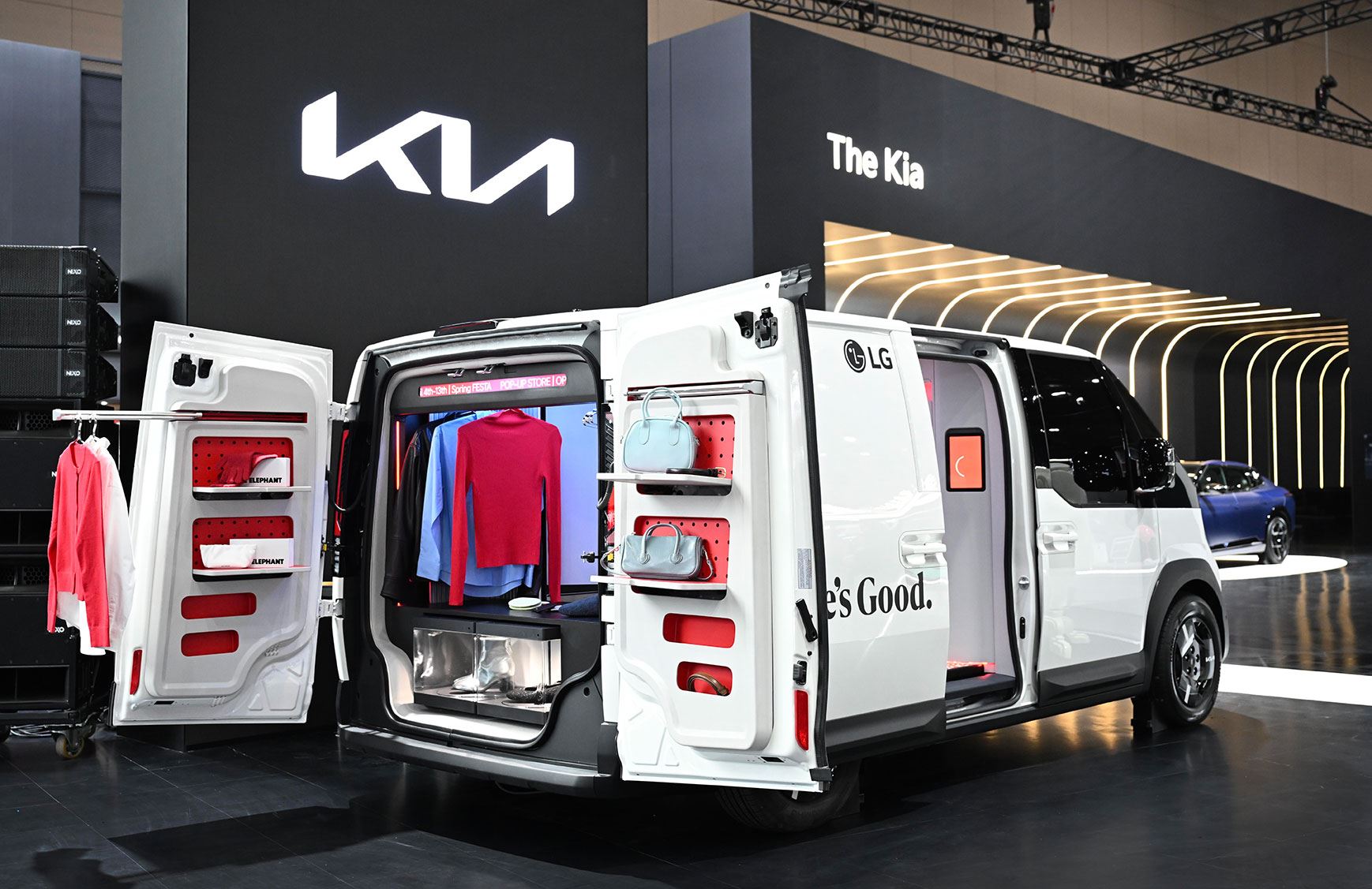Kia e LG fazem parceria para apresentar novos conceitos de PBV
