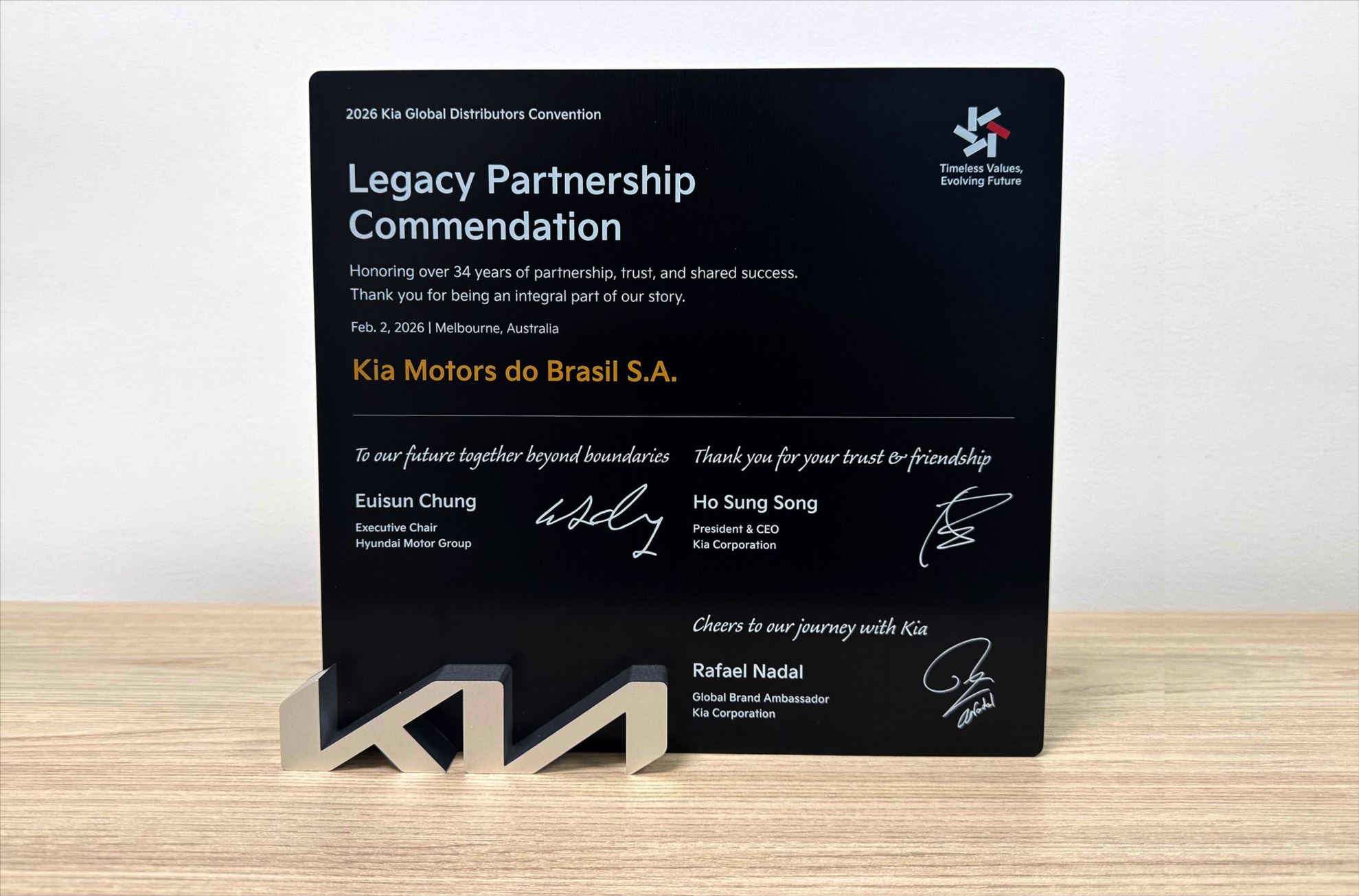 Kia Brasil é homenageada em evento de 80 anos da Kia Corp.